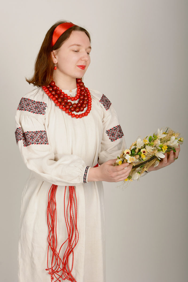 Українська жіноча сорочка